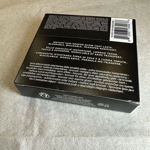 Fenty Beauty by Rihanna Sun Stalk'r Instant Warmth Bronzer Color: Shady Biz - li - Picture 4 of 5